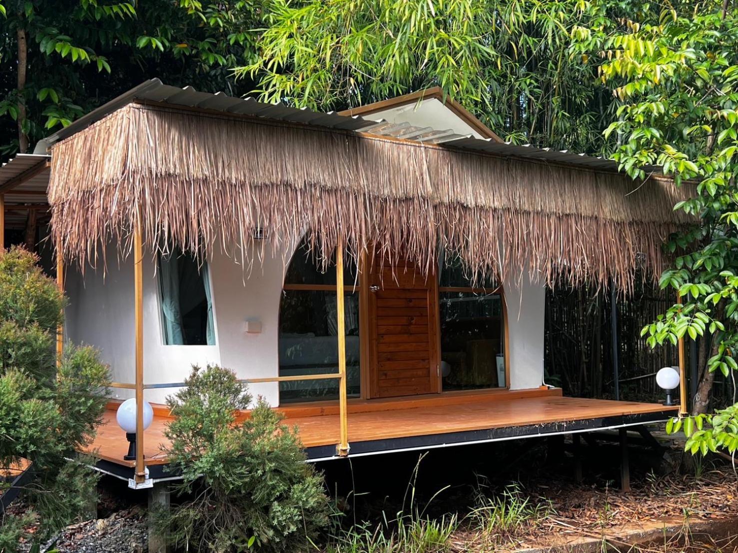 נאקון נאיוק Baan Nai Baan Nok Resort מראה חיצוני תמונה