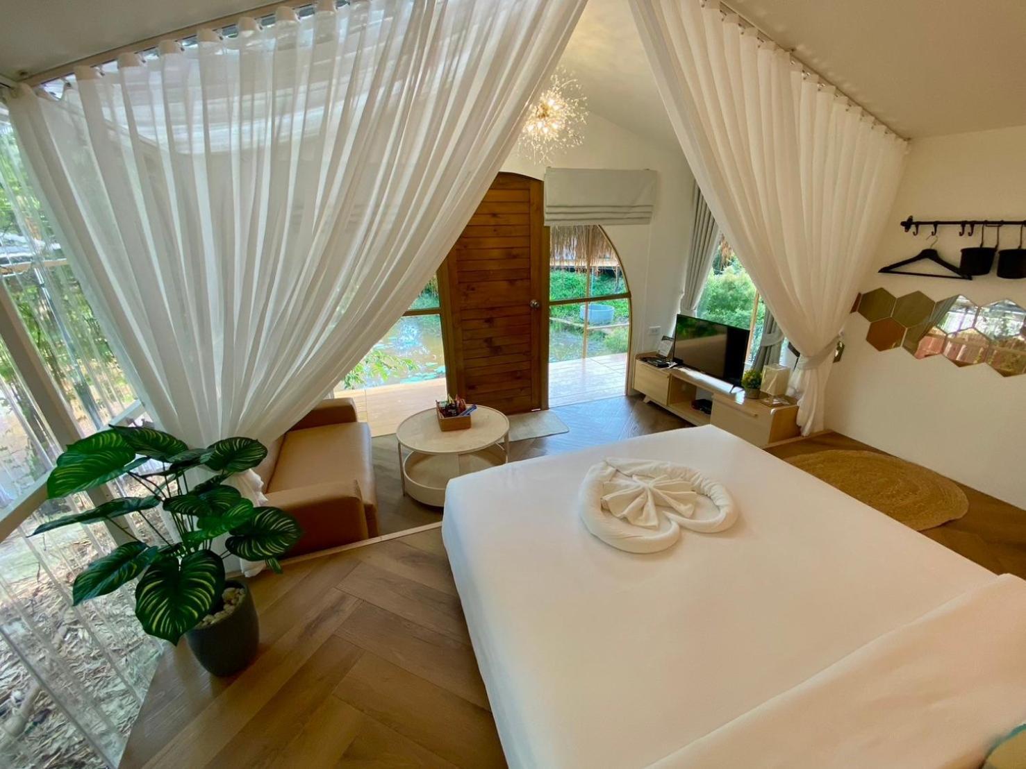 נאקון נאיוק Baan Nai Baan Nok Resort מראה חיצוני תמונה