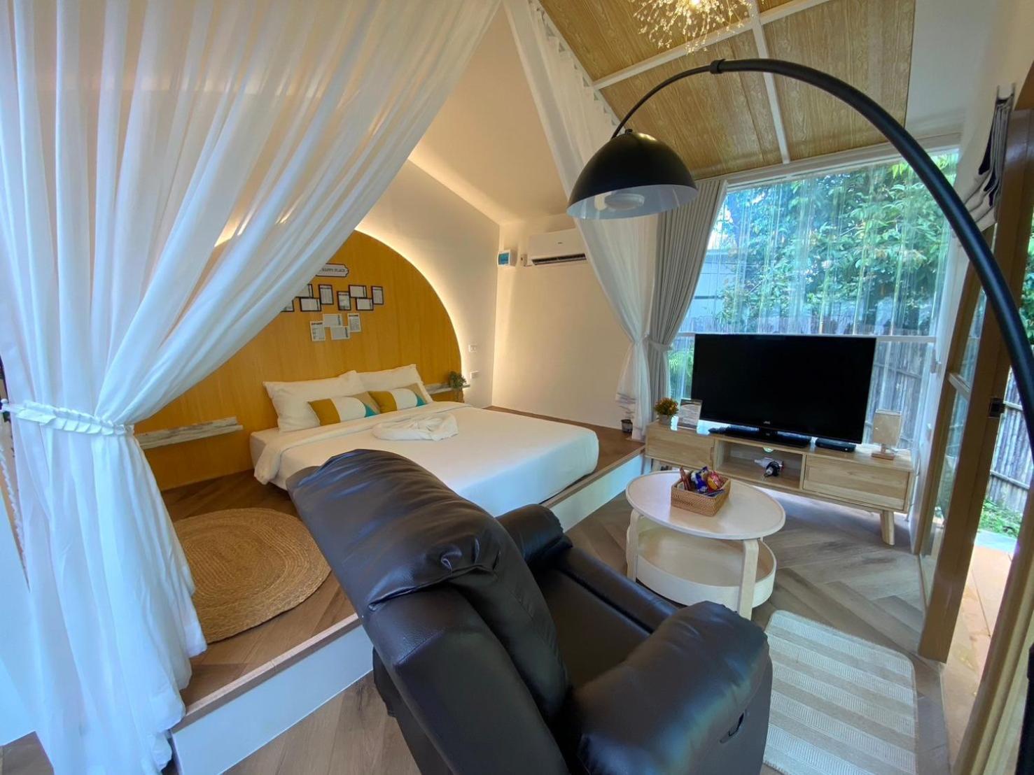 נאקון נאיוק Baan Nai Baan Nok Resort מראה חיצוני תמונה
