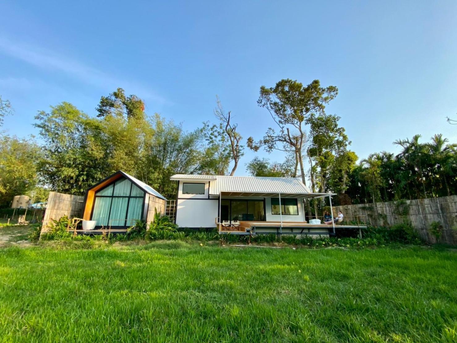 נאקון נאיוק Baan Nai Baan Nok Resort מראה חיצוני תמונה