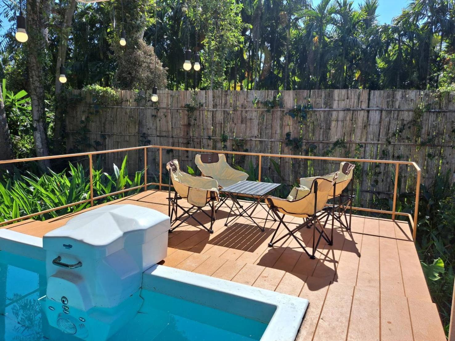 נאקון נאיוק Baan Nai Baan Nok Resort מראה חיצוני תמונה