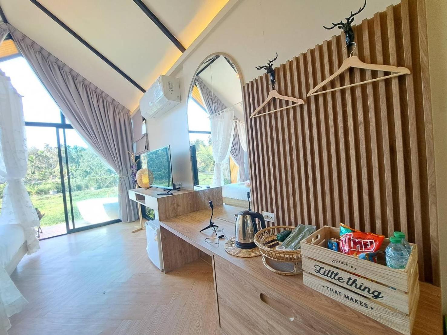 נאקון נאיוק Baan Nai Baan Nok Resort מראה חיצוני תמונה